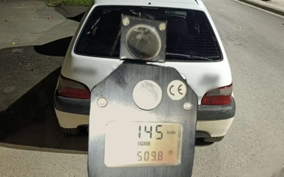 Οδηγούσε με 145 km/h με όριο τα 60 km/h: Γιατί συνελήφθη