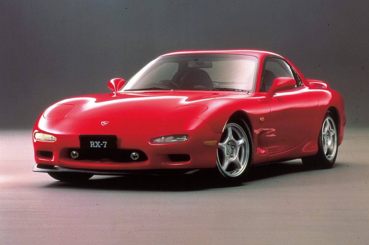Mazda RX-7: Η ιστορία ενός Θρύλου που έκανε τα πάντα με το δικό του ιδιαίτερο τρόπο