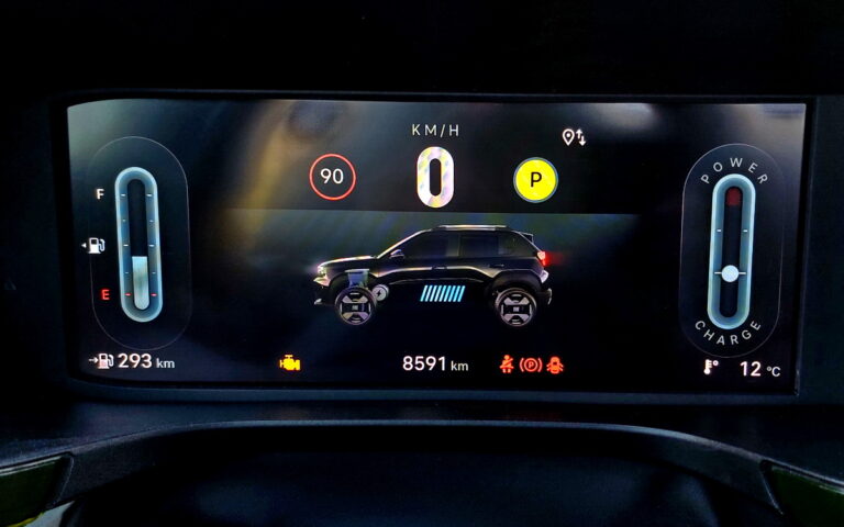 Fiat-Grande-Panda-1.2T-Hybrid-2026-test (20)