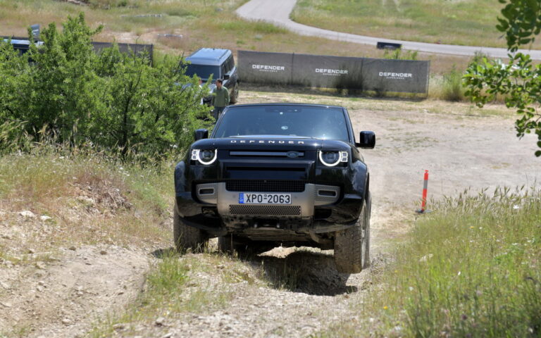 JLR_Defender-Off-Road-Experience-Iaveris-Park-2026-05 (9)