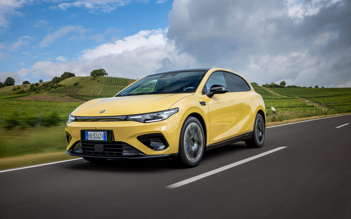 Η Leapmotor παρουσιάζει το νέο B05 και βάζει στο στόχαστρο τον ευρωπαϊκό ανταγωνισμό