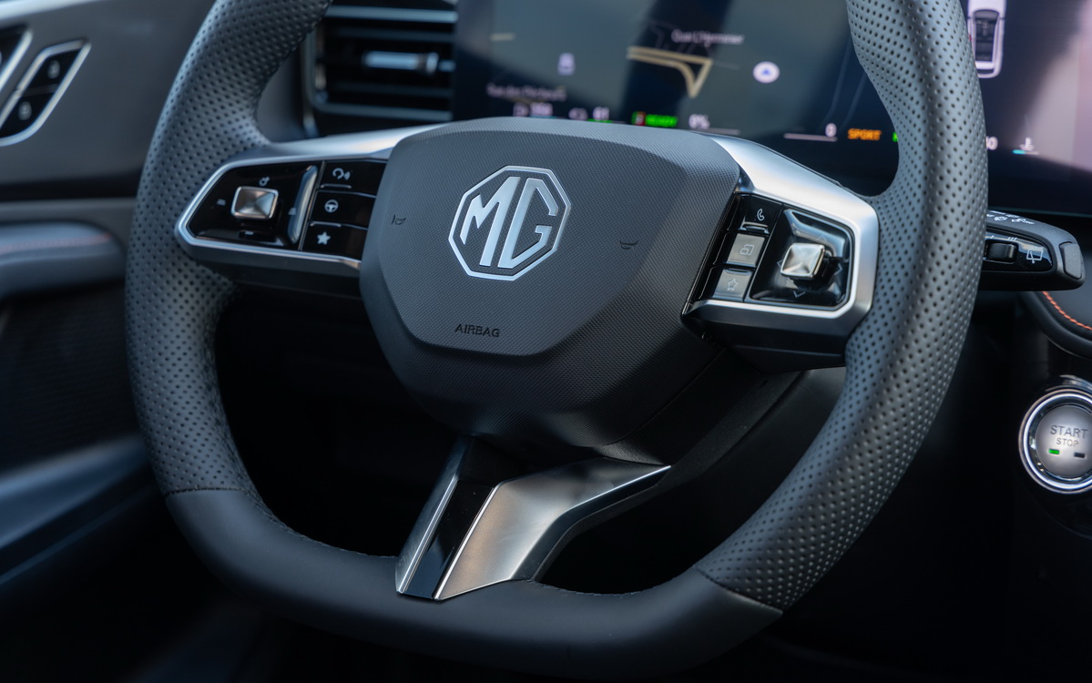MG-HS-PHEV-2025 (2)