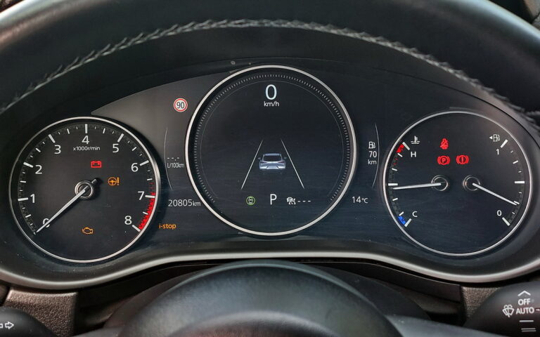 Mazda-CX-30-Hybrid-SKYACTIV-X-AWD-Auto-TEST-2026 (28)