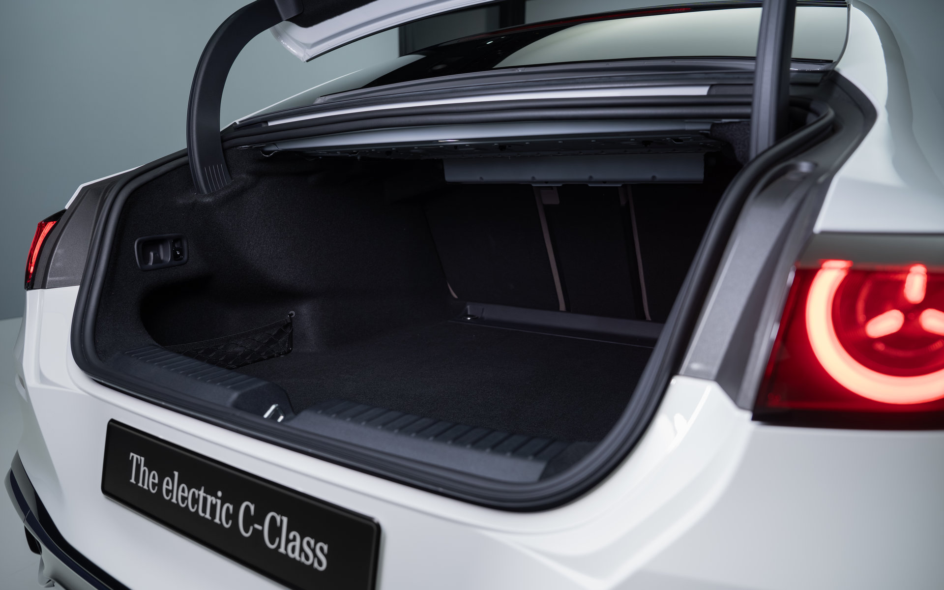 Die neue elektrische C-Klasse definiert das Segment neuThe all-new electric C-Class: Redefining the segment