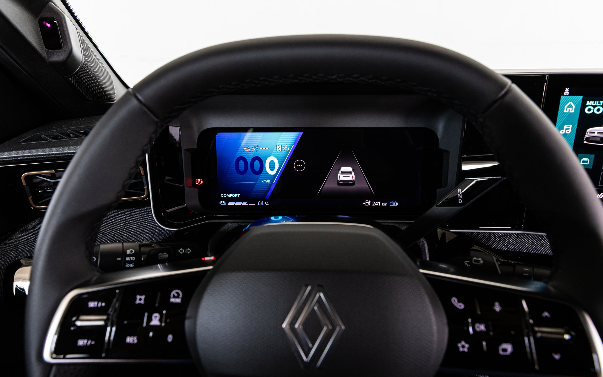 Renault-4-E-Tech-electric-11