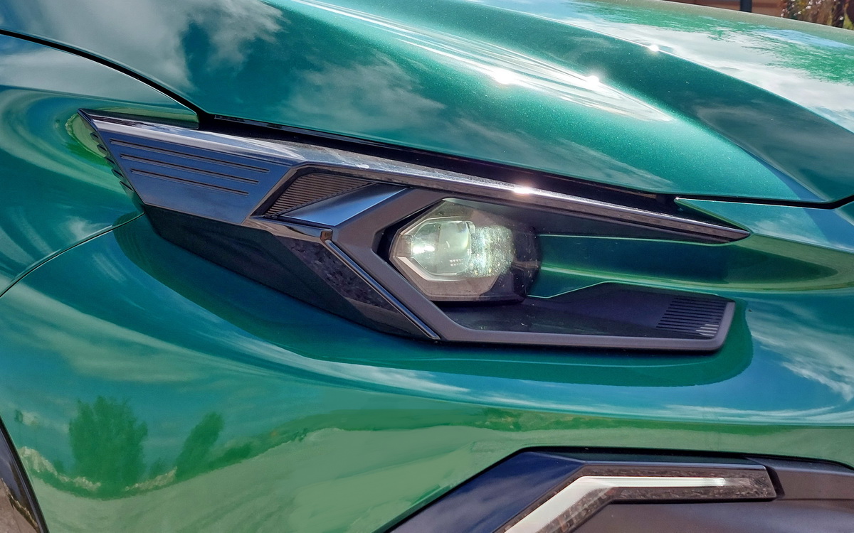 Renault-Clio-1.8-E-TECH-Hybrid-2026-test (24)