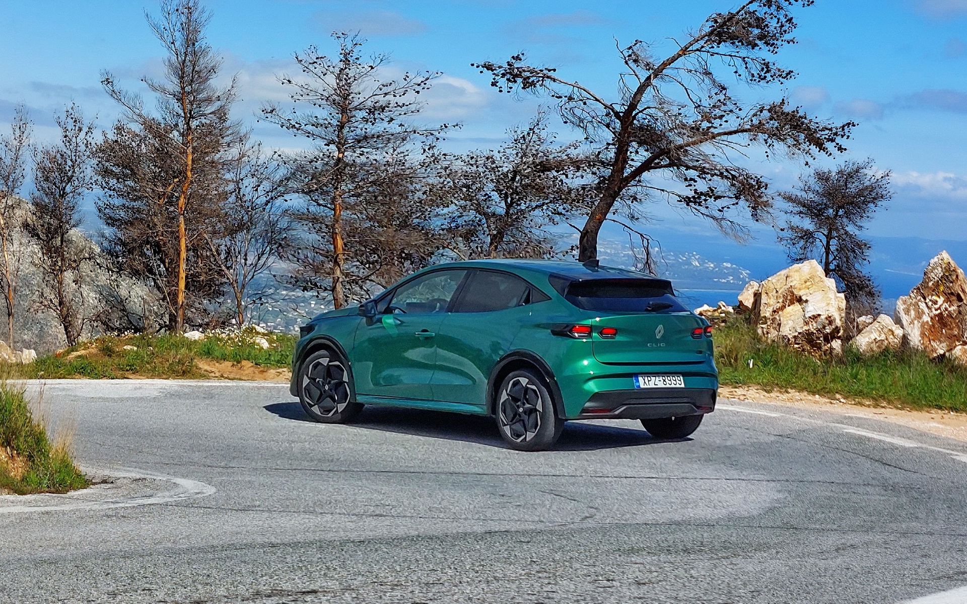 Renault-Clio-1.8-E-TECH-Hybrid-2026-test (28)