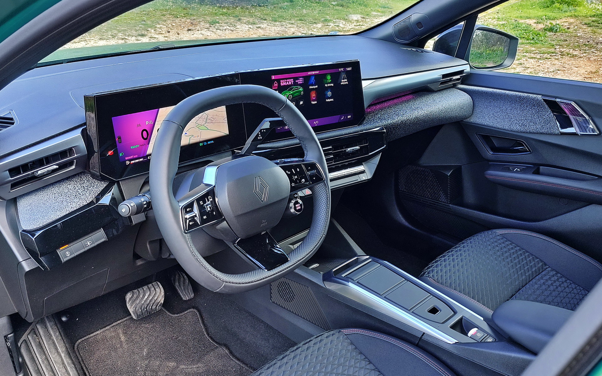 Renault-Clio-1.8-E-TECH-Hybrid-2026-test (35)