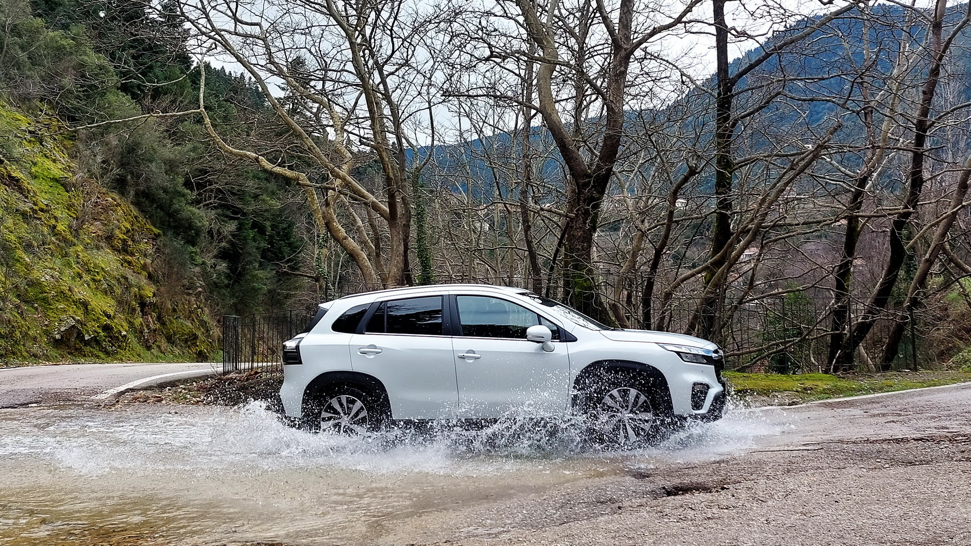 Suzuki-S-CROSS-1.4T-Hybrid-48V-2WD-Auto-TEST-2026 (75)