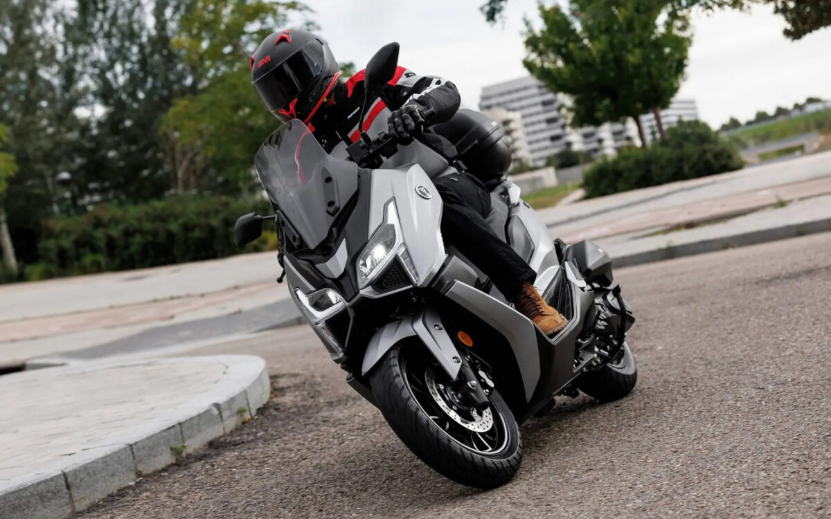 Voge: Καλοκαιρινή προσφορά για τρία scooter της σειράς SR