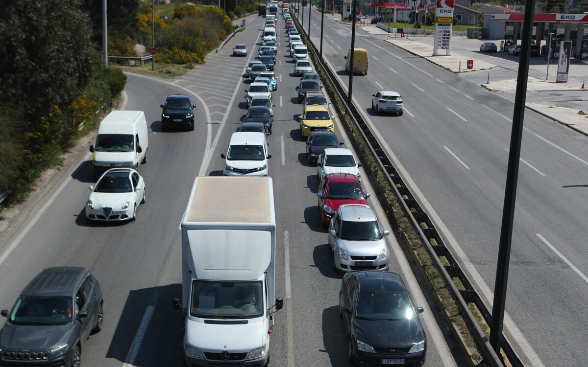 Κυκλοφοριακές ρυθμίσεις στη Νέα Οδό το Σαββατοκύριακο – Πού χρειάζεται προσοχή