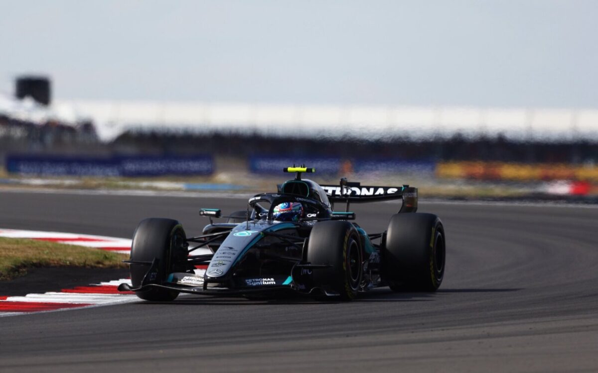F1: Ο Antonelli πέρασε τον Hamilton και πήρε τη νίκη στο Sprint του Σίλβερστον (video)