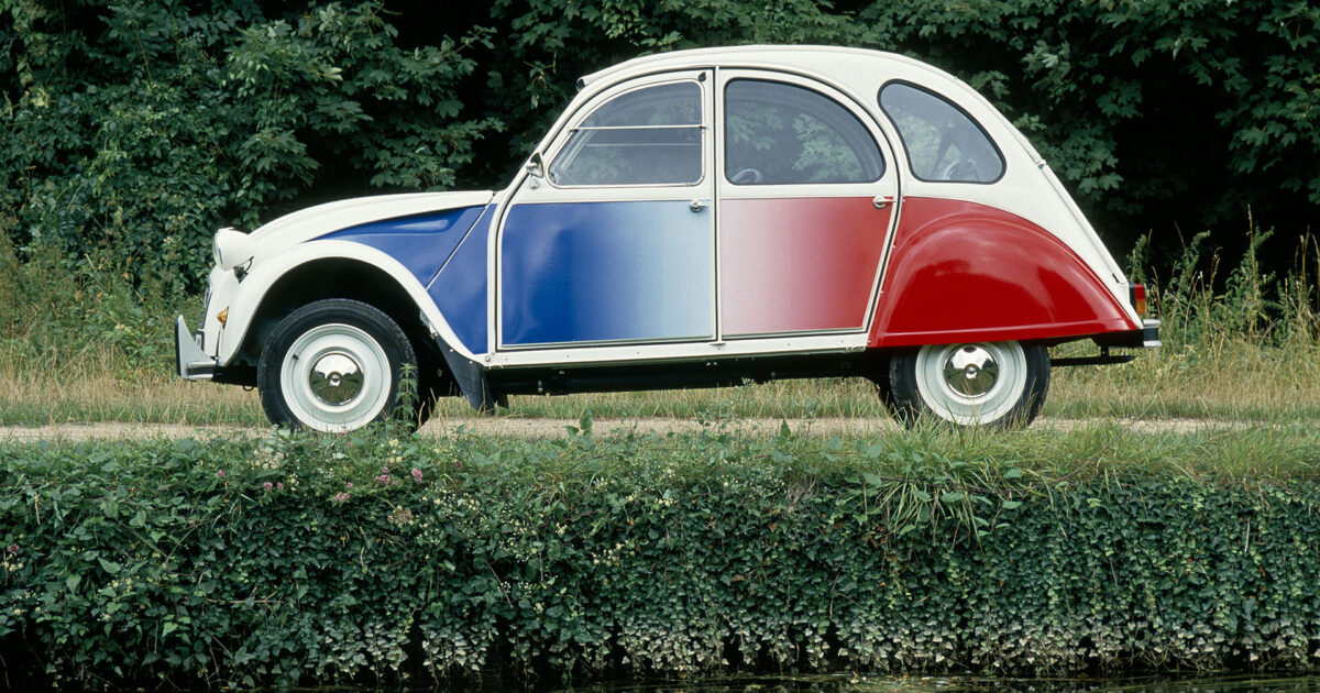 Citroen 2CV Cocorico: Το συλλεκτικό «παπί» που γεννήθηκε για το Μουντιάλ του 1986 και έγινε θρύλος