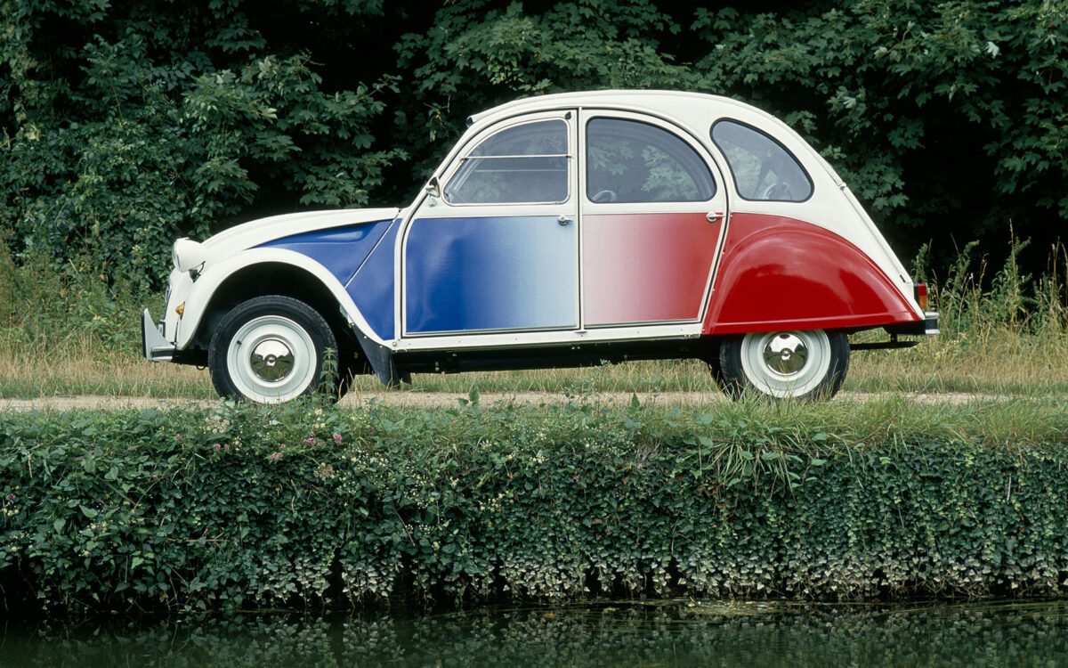 Citroen 2CV Cocorico: Το συλλεκτικό «παπί» που γεννήθηκε για το Μουντιάλ του 1986 και έγινε θρύλος