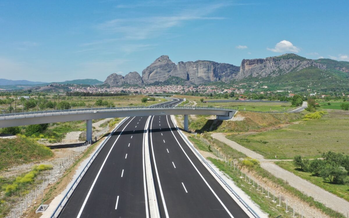 E65: Ολοκληρώθηκε ο αυτοκινητόδρομος των 182 km – Χρονοαποστάσεις και διόδια