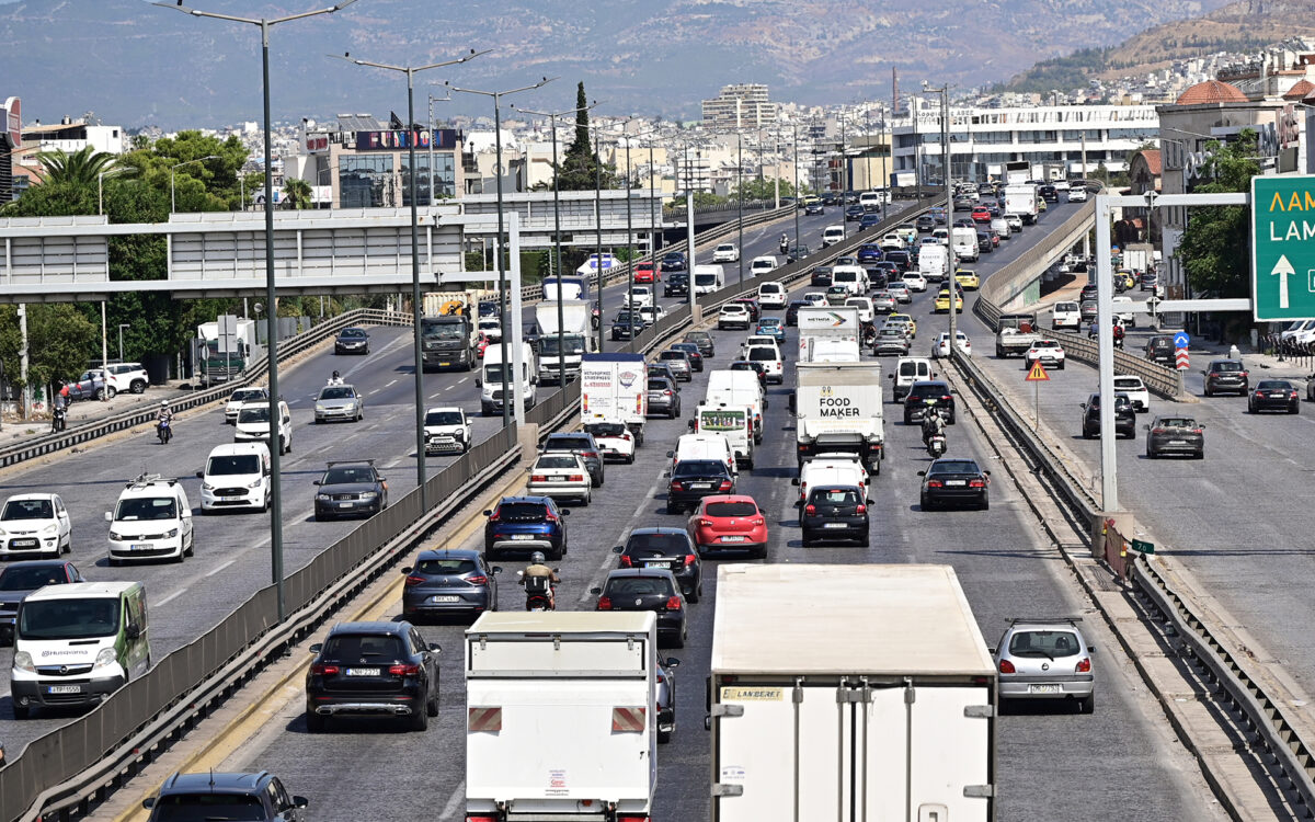 Στα «κόκκινα» η παραβατικότητα στον κλάδο του αυτοκινήτου – «Βροχή» τα πρόστιμα της ΑΑΔΕ