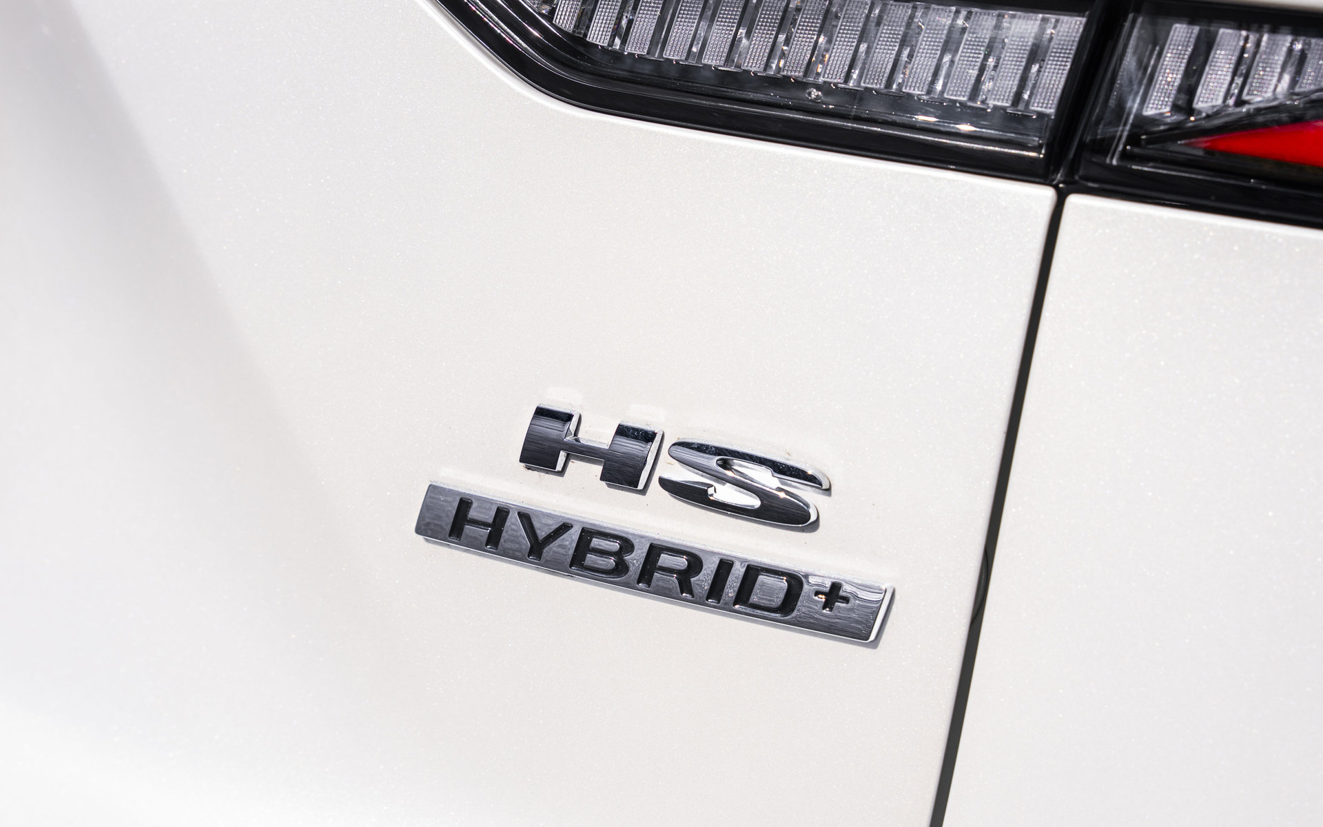 MG ZS Hybrid+ Luxury
