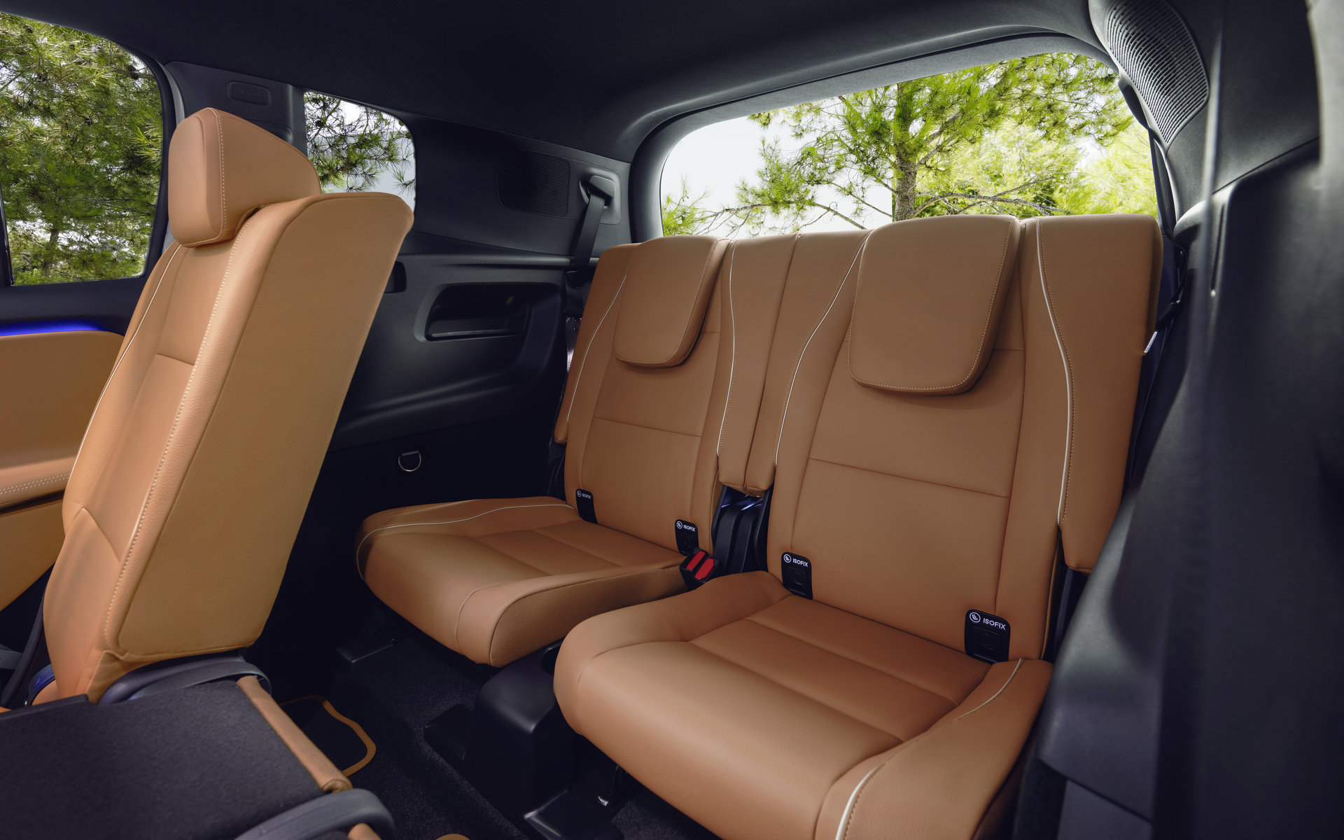 Der neue Mercedes-Benz GLB: vielseitiger Alltagsheld mit Raum für Spontanität
The all-new Mercedes-Benz GLB: a versatile everyday hero with room for spontaneity
