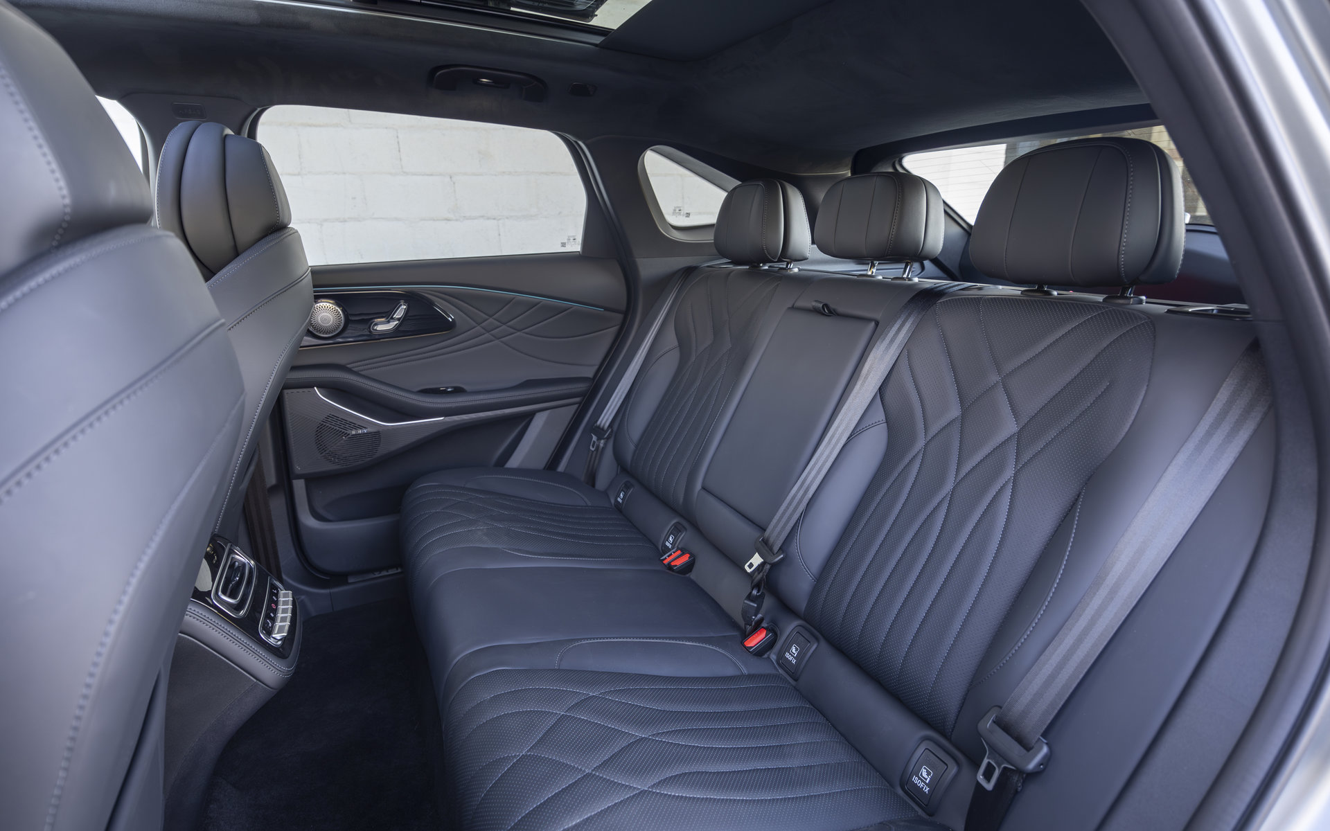 Omoda-9-PHEV-AWD-5