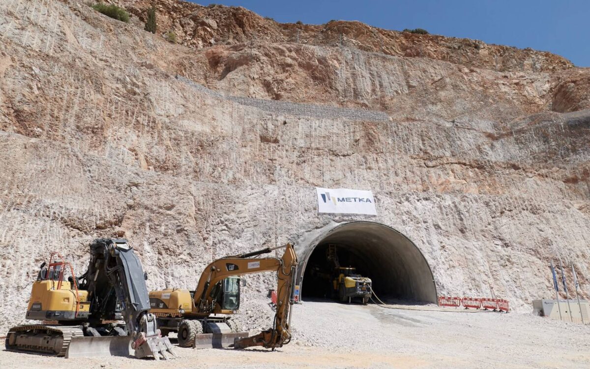 Παράκαμψη Χαλκίδας και Ψαχνών: Το έργο 27 χλμ. στο υποβαθμισμένο οδικό δίκτυο της Εύβοιας