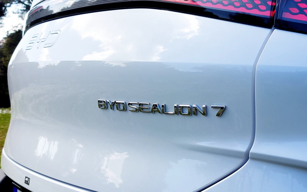 BYD-Sealion-7-RWD-Test-Drive-OnlyAuto-2026 (32)