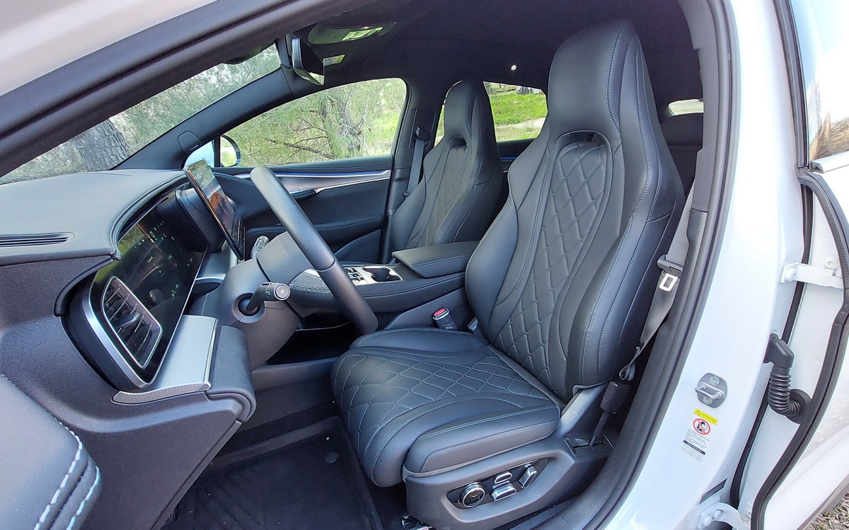 BYD-Sealion-7-RWD-Test-Drive-OnlyAuto-2026 (4)