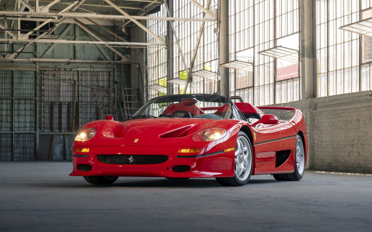 Η  συλλεκτική Ferrari F50 του Mike Tyson πωλείται σε τιμή… βαρέων βαρών