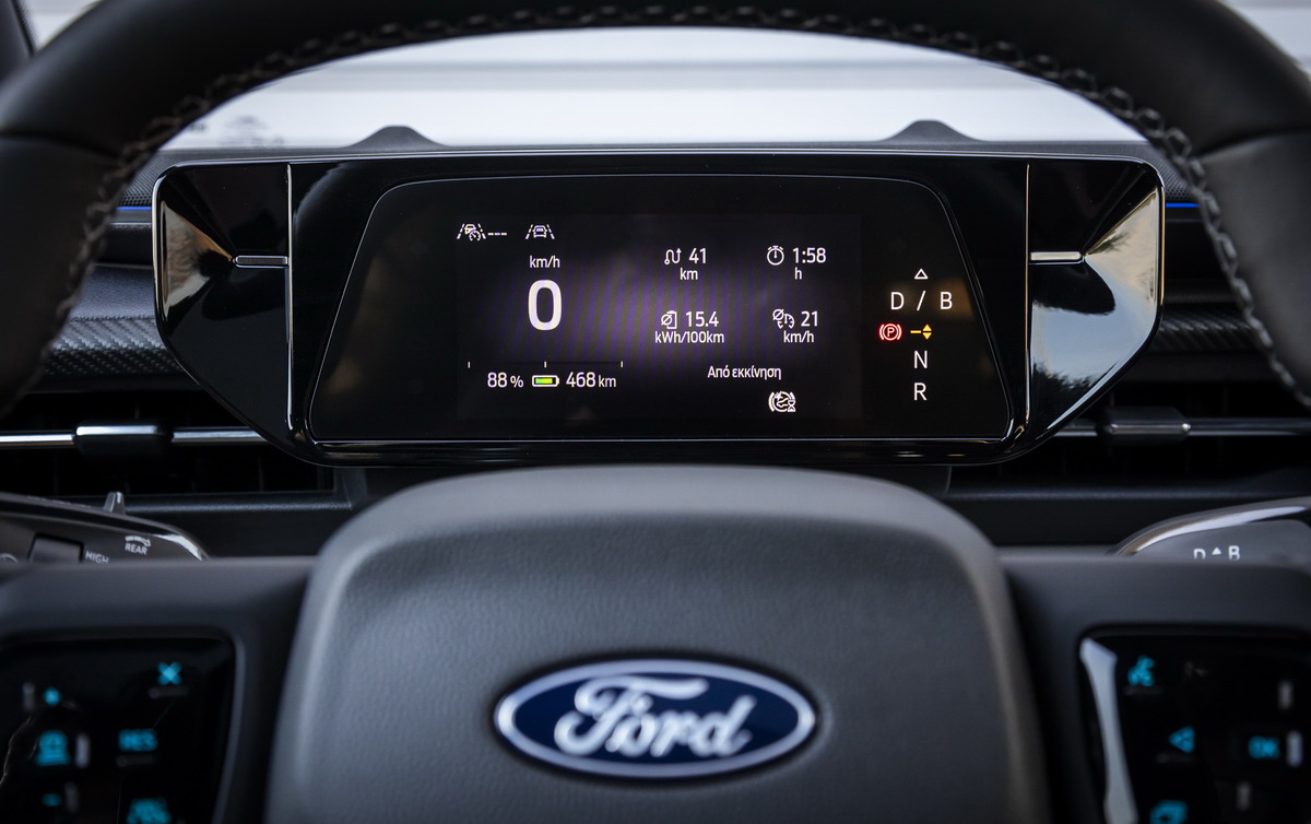 Ford-Explorer-GR-blue-2024 (9)