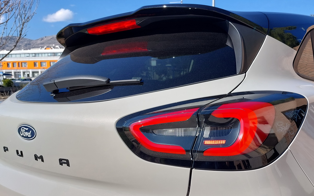 Ford-Puma-MHEV-Mild-Hybrid-Ecoboost-1000-OnlyAuto-Test-Drive-Review-2026 (37)