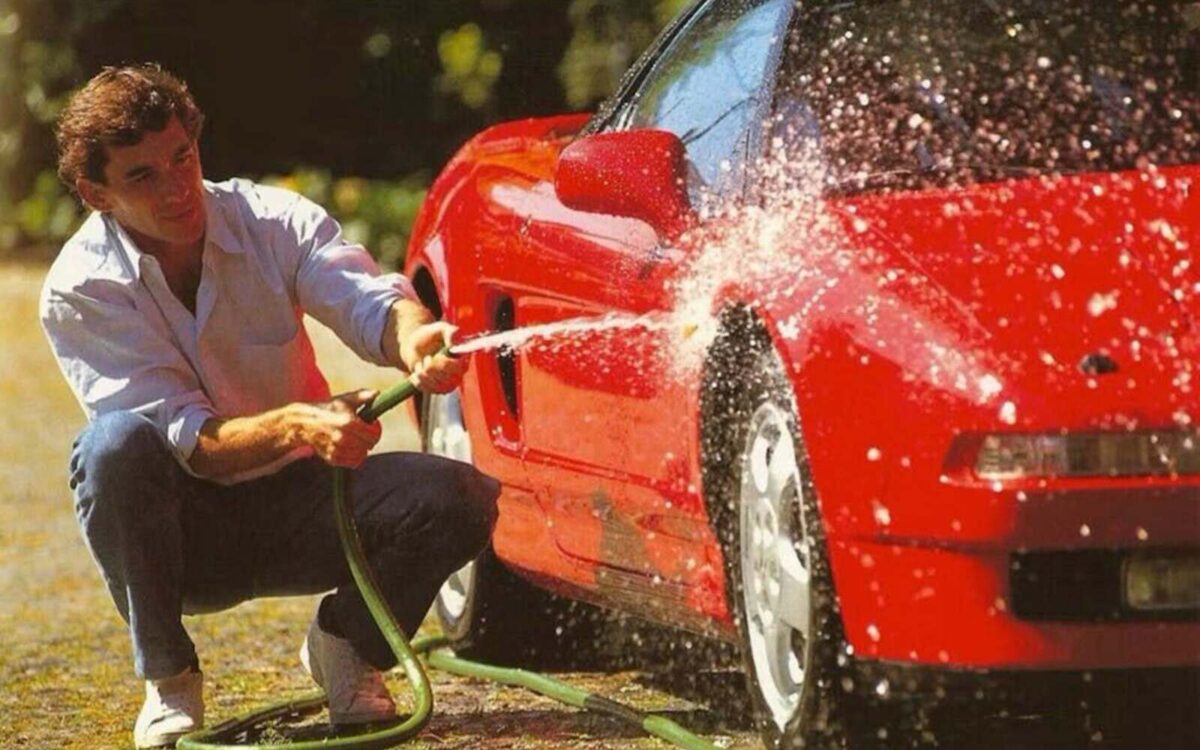 Ayrton Senna: Σε δημοπρασία ξανά το κόκκινο Honda NSX που οδηγούσε μόνο στην Πορτογαλία