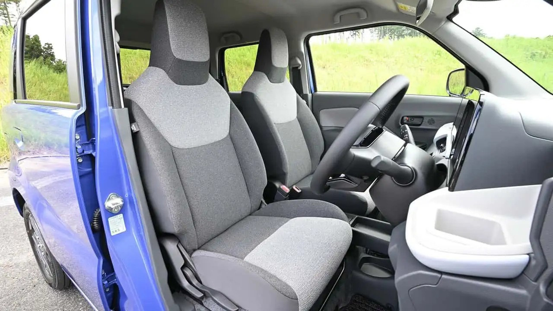 Suzuki-e-Sky-7