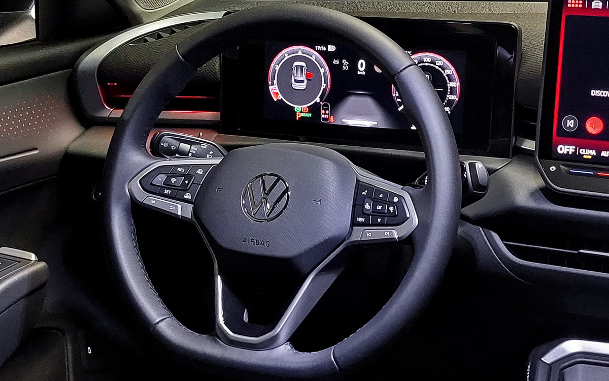 Volkswagen-VW-T-ROC-1.5eTSI-Mild-Hybrid-2026-OnlyAuto-Test-Drive-Review (39)