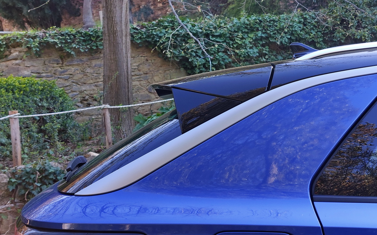 Volkswagen-VW-T-ROC-1.5eTSI-Mild-Hybrid-2026-OnlyAuto-Test-Drive-Review (6)