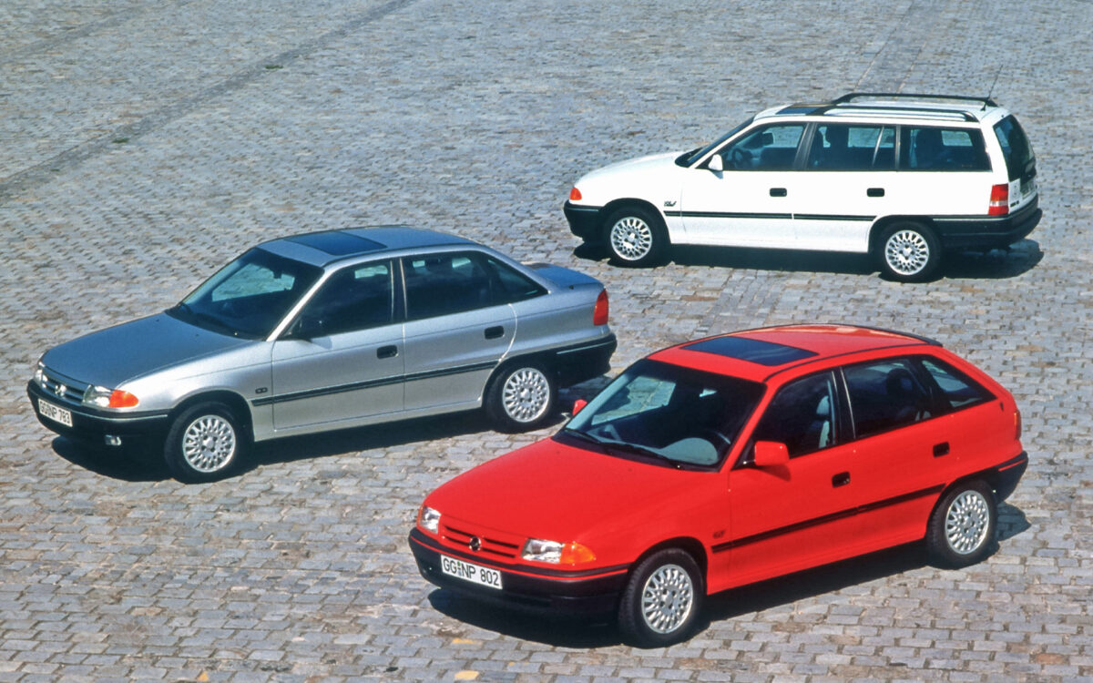 Opel Astra F: 35 χρόνια από το μοντέλο που έγραψε ιστορία και έγινε το best seller της Opel