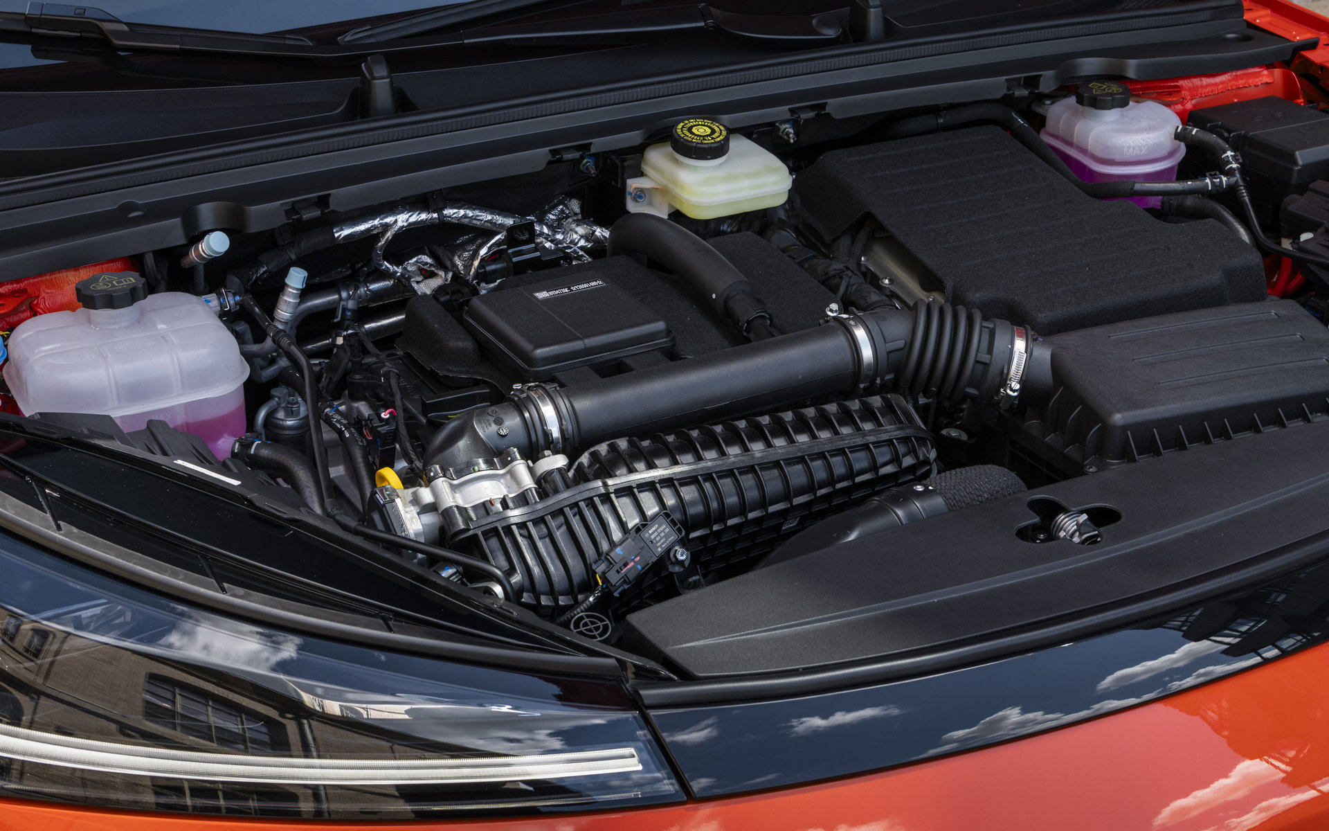 BYD-Dolphin-G-DM-i-13