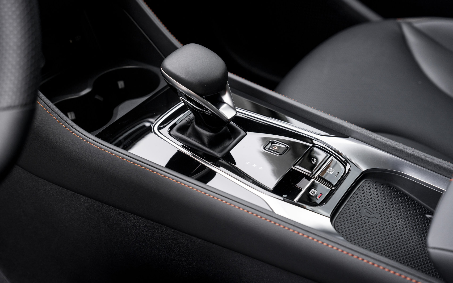 MG ZS Hybrid+ Luxury