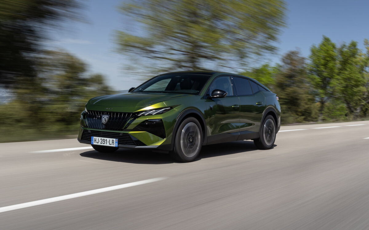 Peugeot: Δυναμική εμπορική πορεία για το νέο 408
