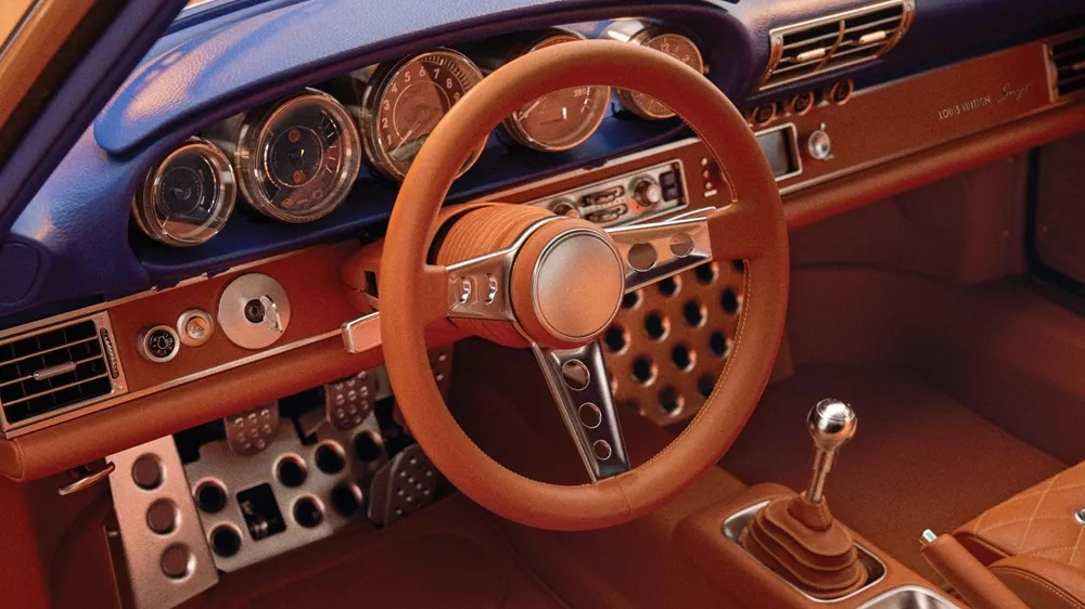 Singer-Louis-Vuitton-Porsche-911-12