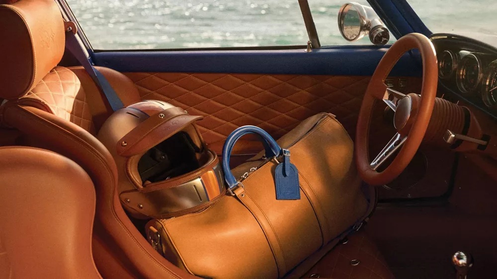 Singer-Louis-Vuitton-Porsche-911-16