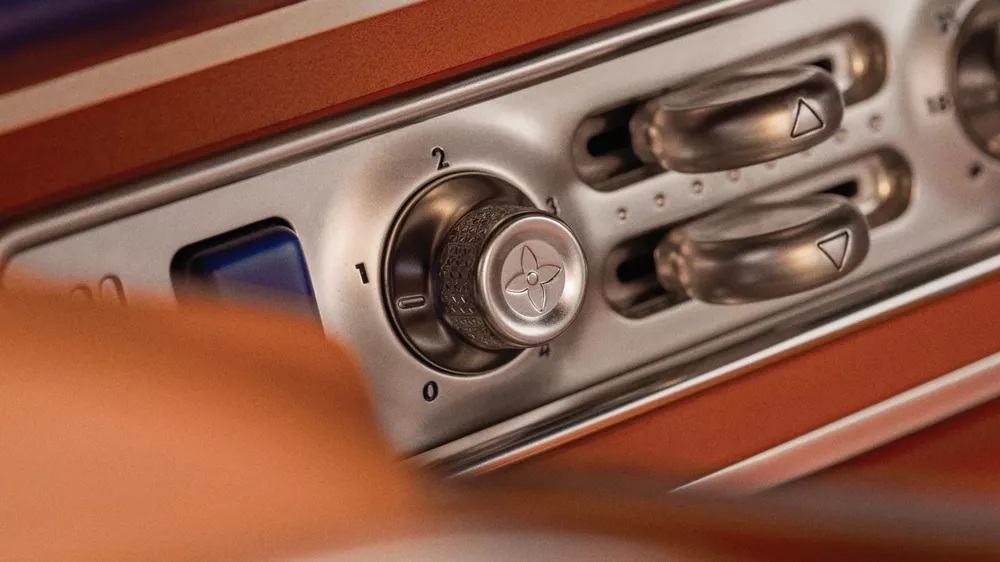 Singer-Louis-Vuitton-Porsche-911-6