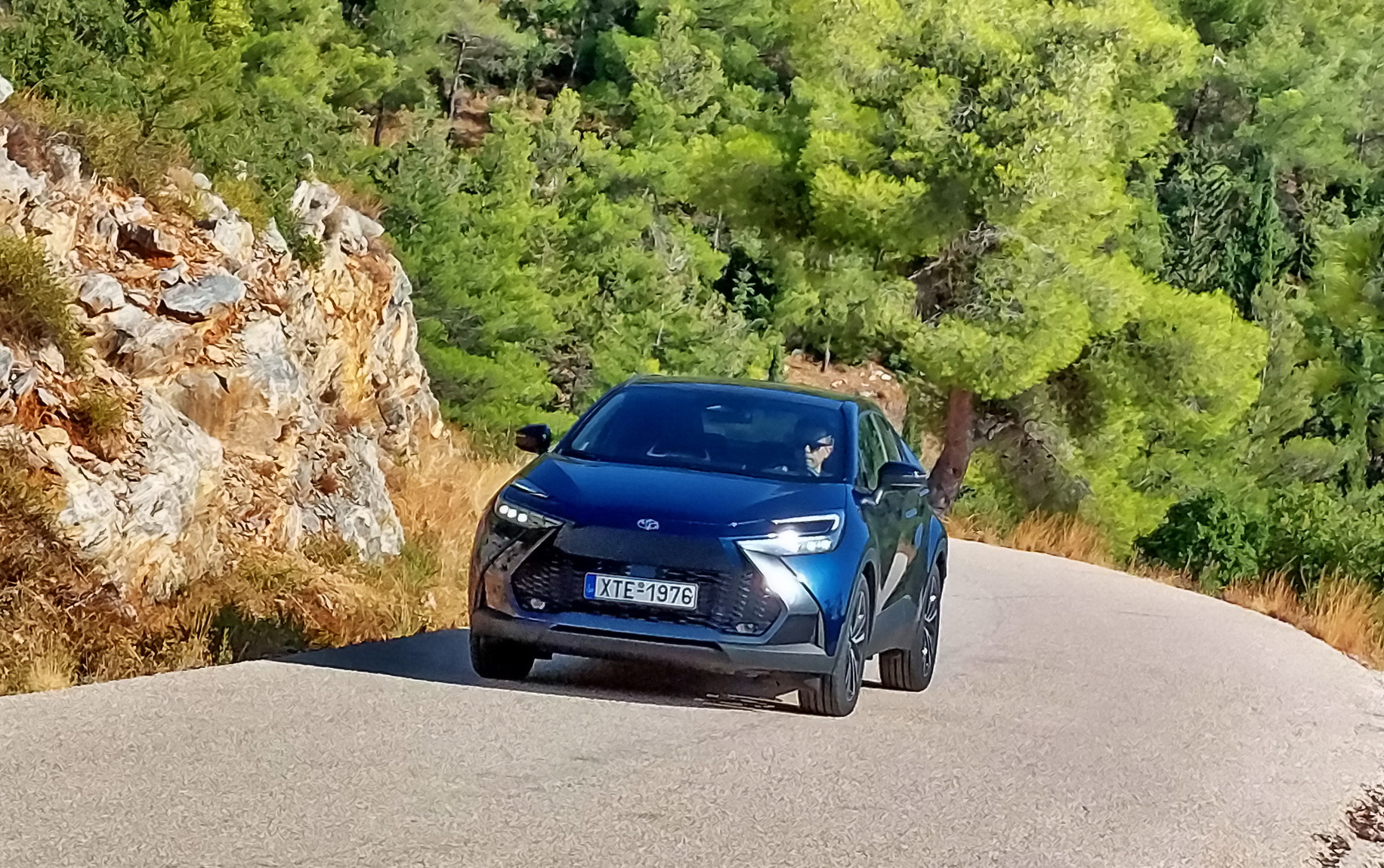 Toyota-C-HR-1.8HEV-Hybrid-140-OnlyAuto-Test-Drive-Review-2026 (16)