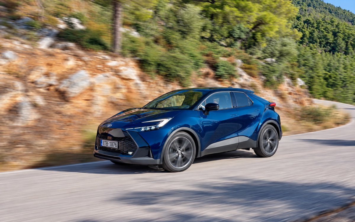 Toyota-C-HR-1.8HEV-Hybrid-140-OnlyAuto-Test-Drive-Review-2026 (21)