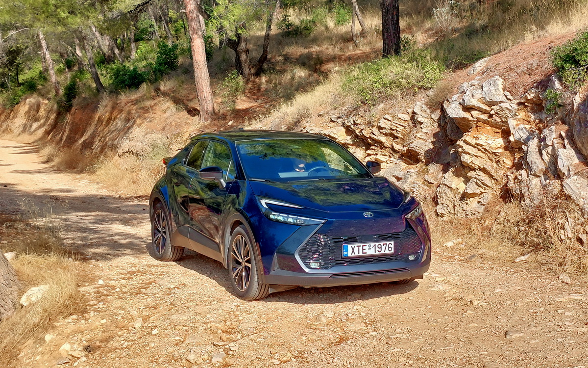 Toyota-C-HR-1.8HEV-Hybrid-140-OnlyAuto-Test-Drive-Review-2026 (29)