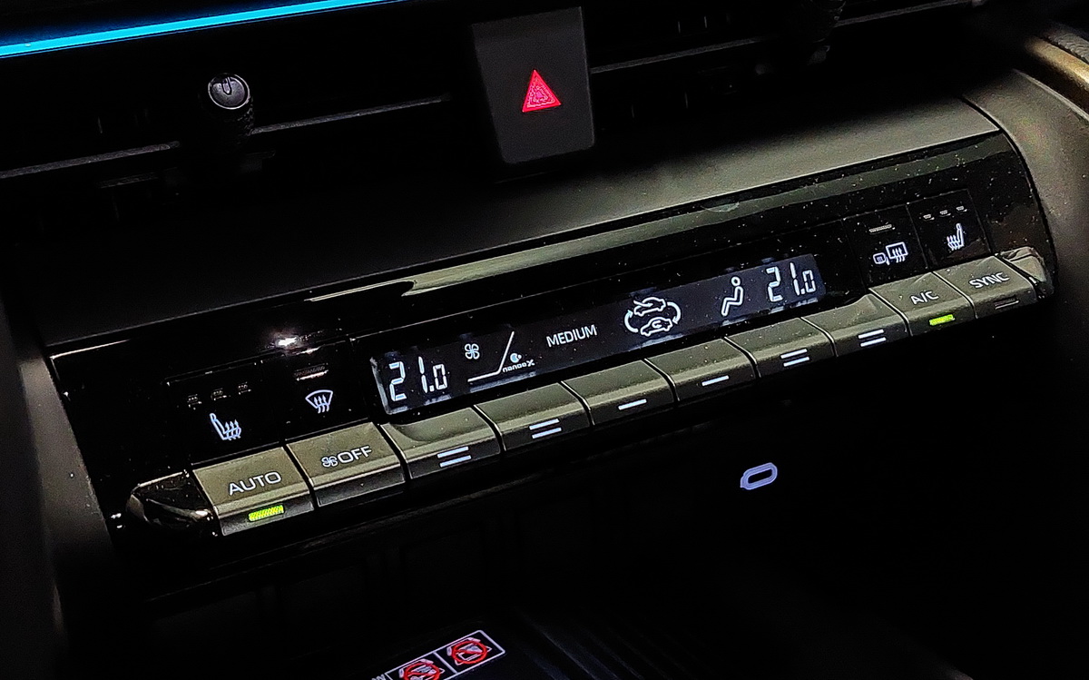 Toyota-C-HR-1.8HEV-Hybrid-140-OnlyAuto-Test-Drive-Review-2026 (37)