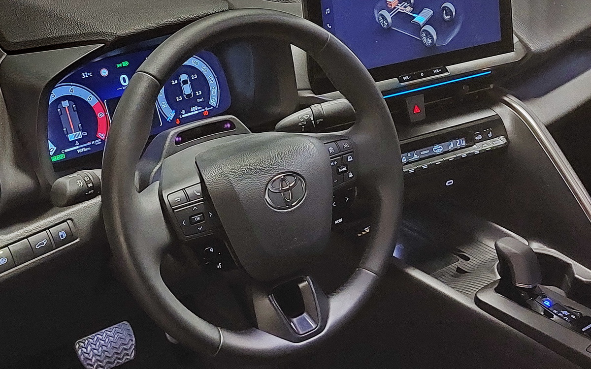 Toyota-C-HR-1.8HEV-Hybrid-140-OnlyAuto-Test-Drive-Review-2026 (40)