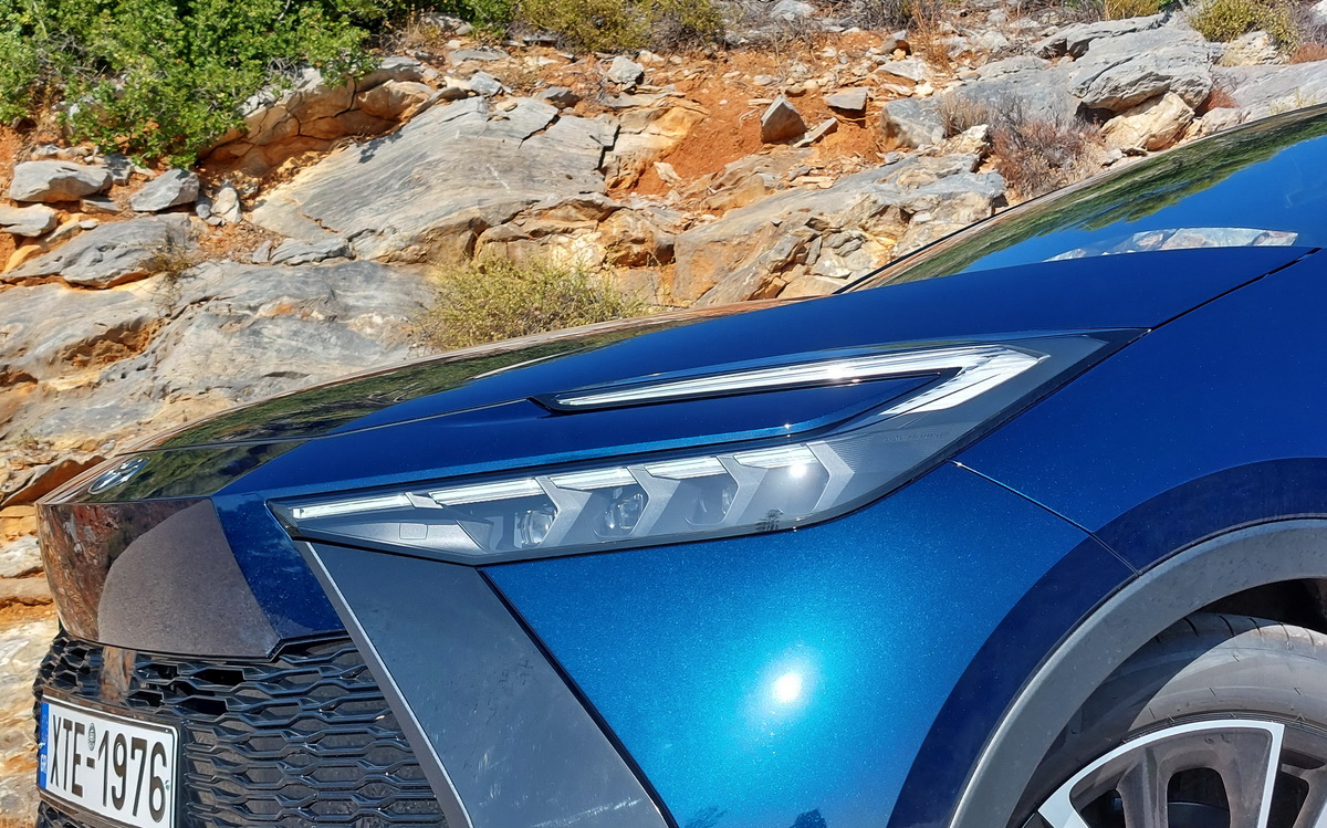 Toyota-C-HR-1.8HEV-Hybrid-140-OnlyAuto-Test-Drive-Review-2026 (5)