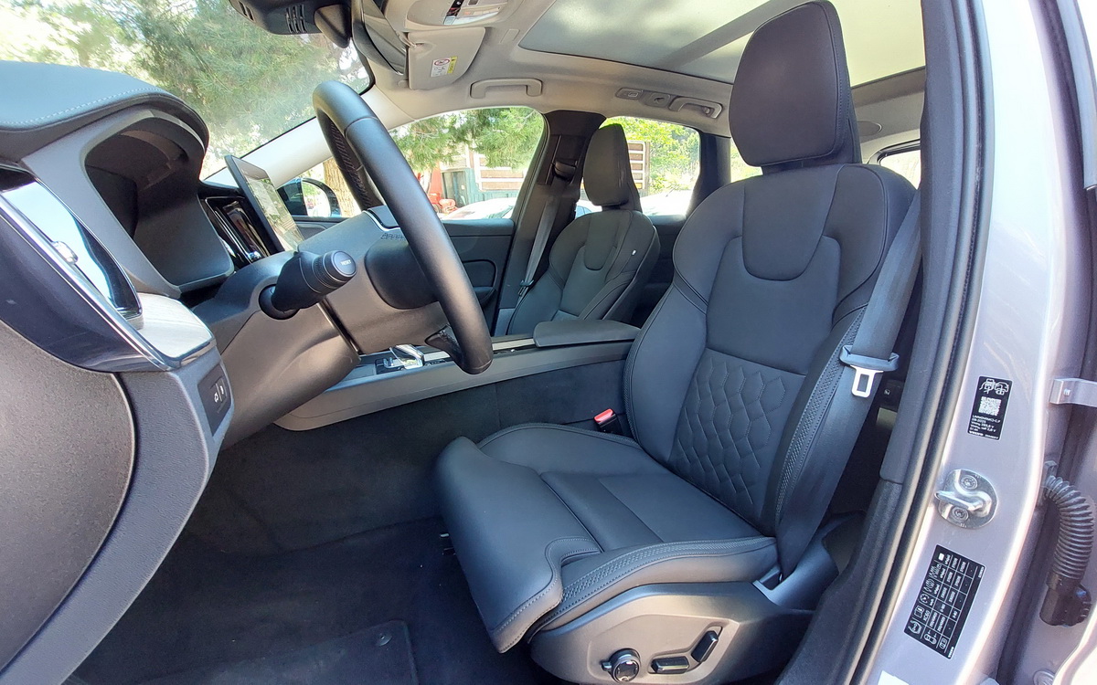 Volvo-XC60-2.0T-PHEV-T6-2026-OnlyAuto-Test-Drive (38)