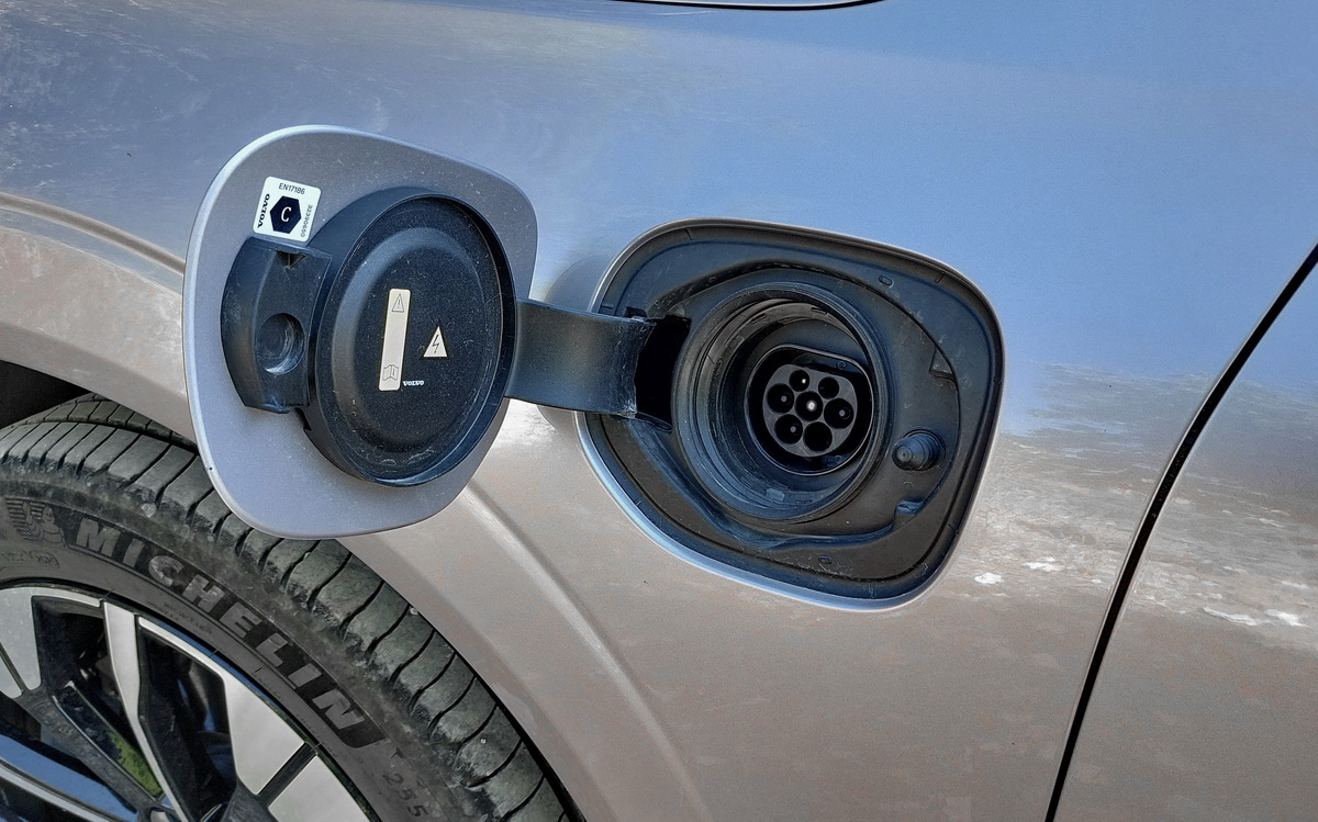 Volvo-XC60-2.0T-PHEV-T6-2026-OnlyAuto-Test-Drive (47)