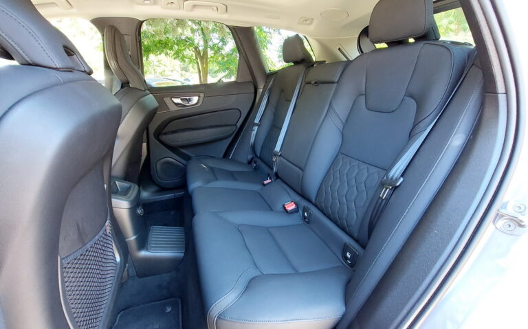 Volvo-XC60-2.0T-PHEV-T6-2026-OnlyAuto-Test-Drive (50)