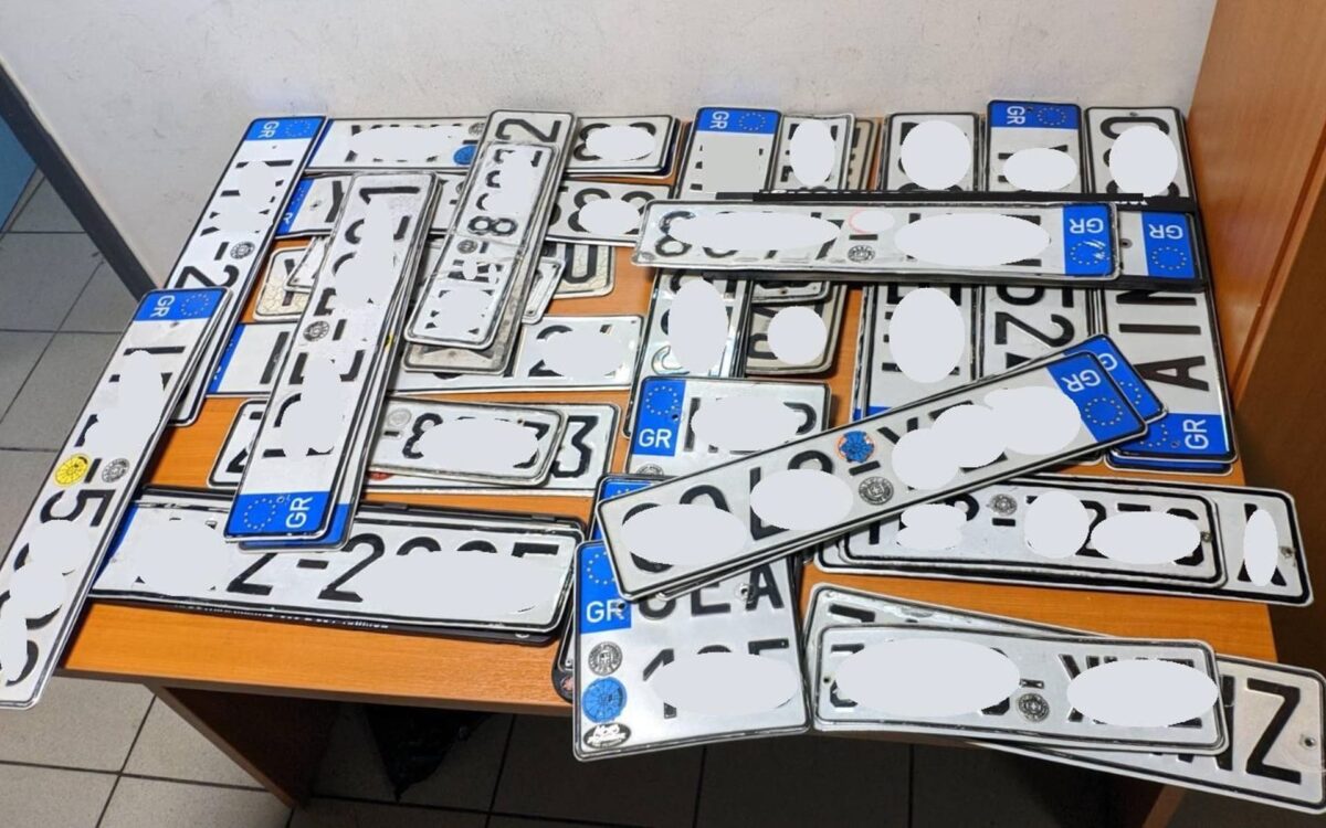 Πινακίδες κυκλοφορίας: Παραγγέλθηκαν 85.000 πινακίδες, πότε θα παραδοθούν και πόσο κοστίζουν